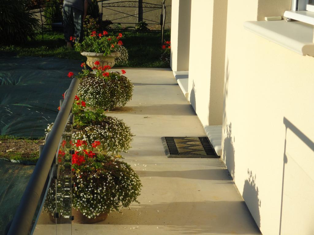 Chez Ewa Bed & Breakfast Montivilliers Bagian luar foto