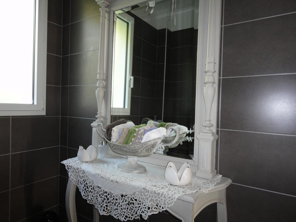 Chez Ewa Bed & Breakfast Montivilliers Bagian luar foto